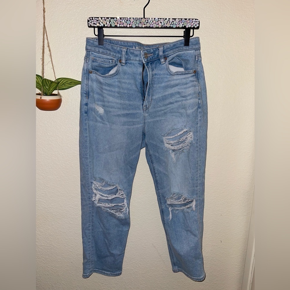 American eagle mom straight distressed jeans